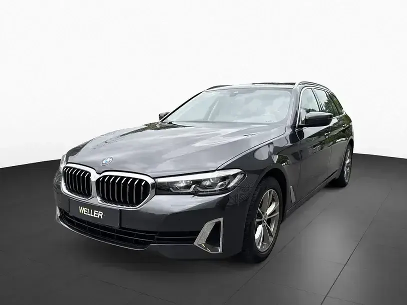 Gebraucht BMW 520 Luxury Line 190 PS (139 kW) 2023 Grau Limousine