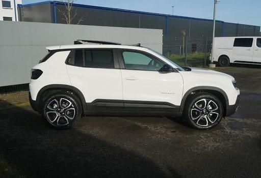 Neu Jeep Avenger Summit 100 PS (73 kW) 2026 Weiß SUV