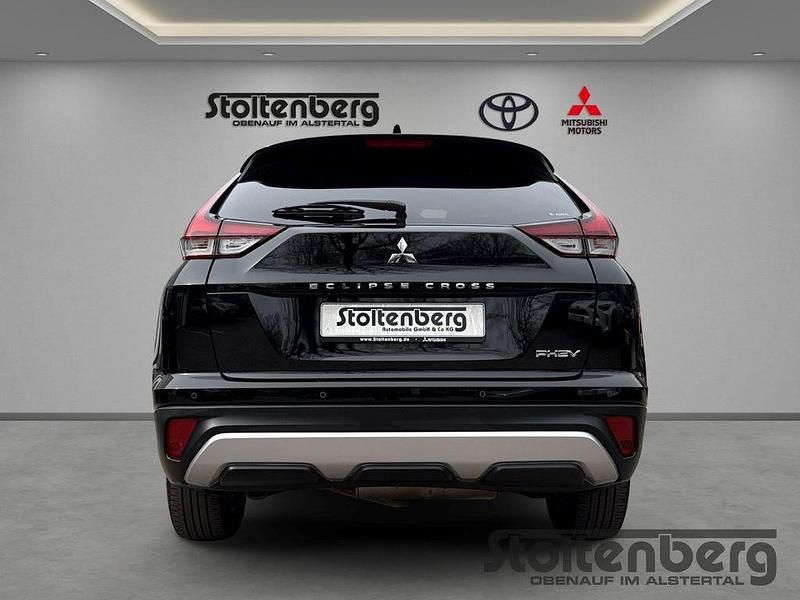 Gebraucht Mitsubishi Eclipse Cross Plus 188 PS (138 kW) 2022 Pantherschwarz (p) SUV