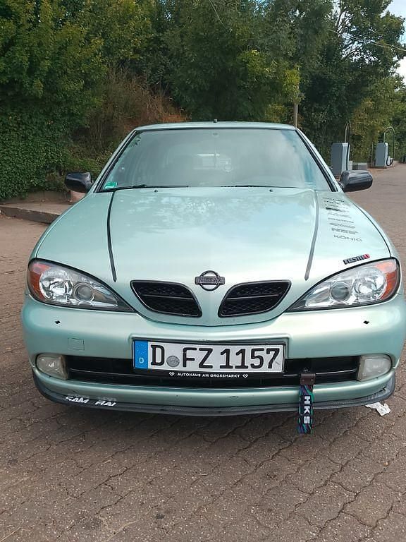 Gebraucht Nissan Primera Comfort 114 PS (83 kW) 2001 Grün Limousine