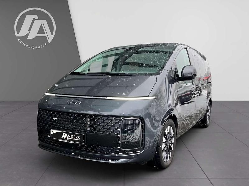 Gebraucht Hyundai Staria Signature 177 PS (130 kW) 2022 Graphite grey Van / Kleinbus