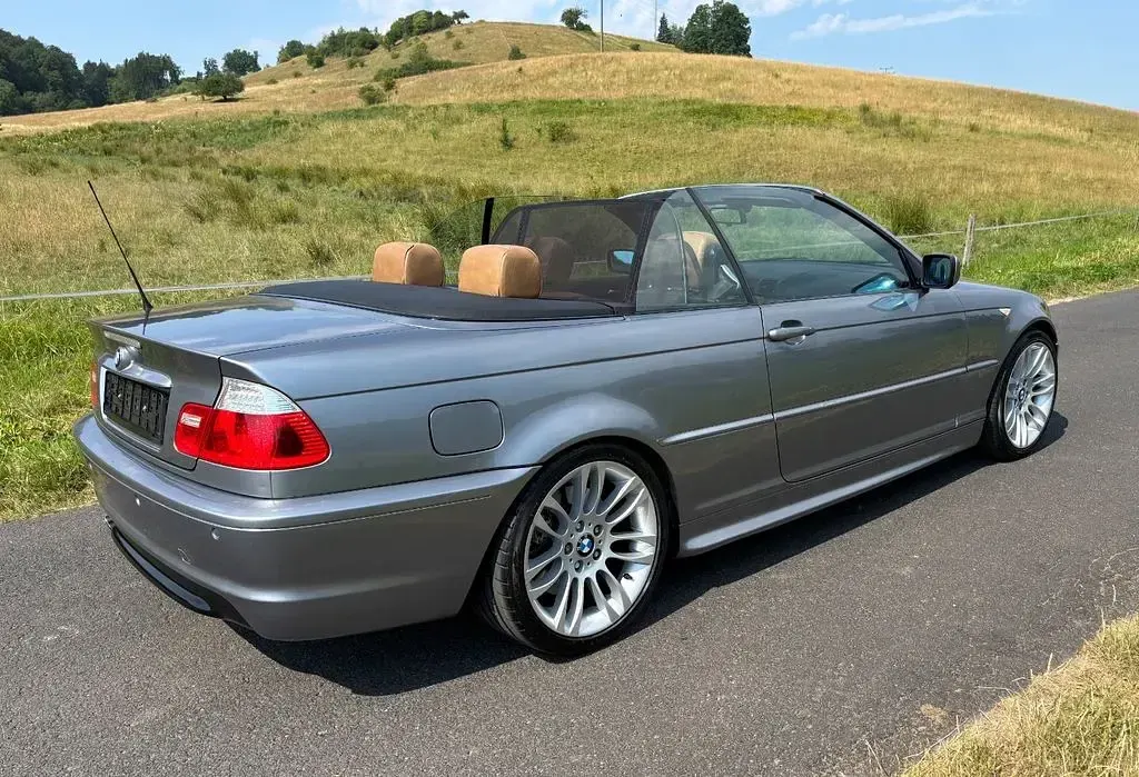 Gebraucht BMW 330 Cabriolet M Sport 231 PS (169 kW) 2004 Grau Cabrio