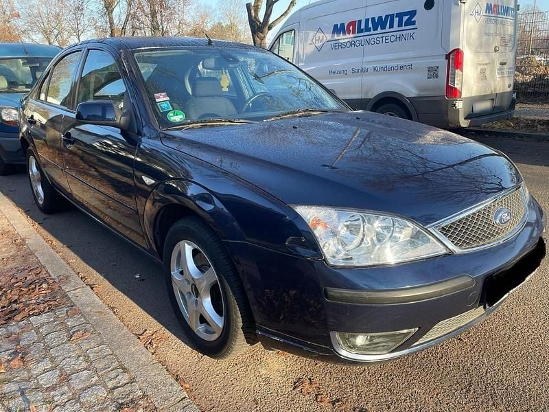 Gebraucht Ford Mondeo 125 PS (91 kW) 2006 Blau Limousine
