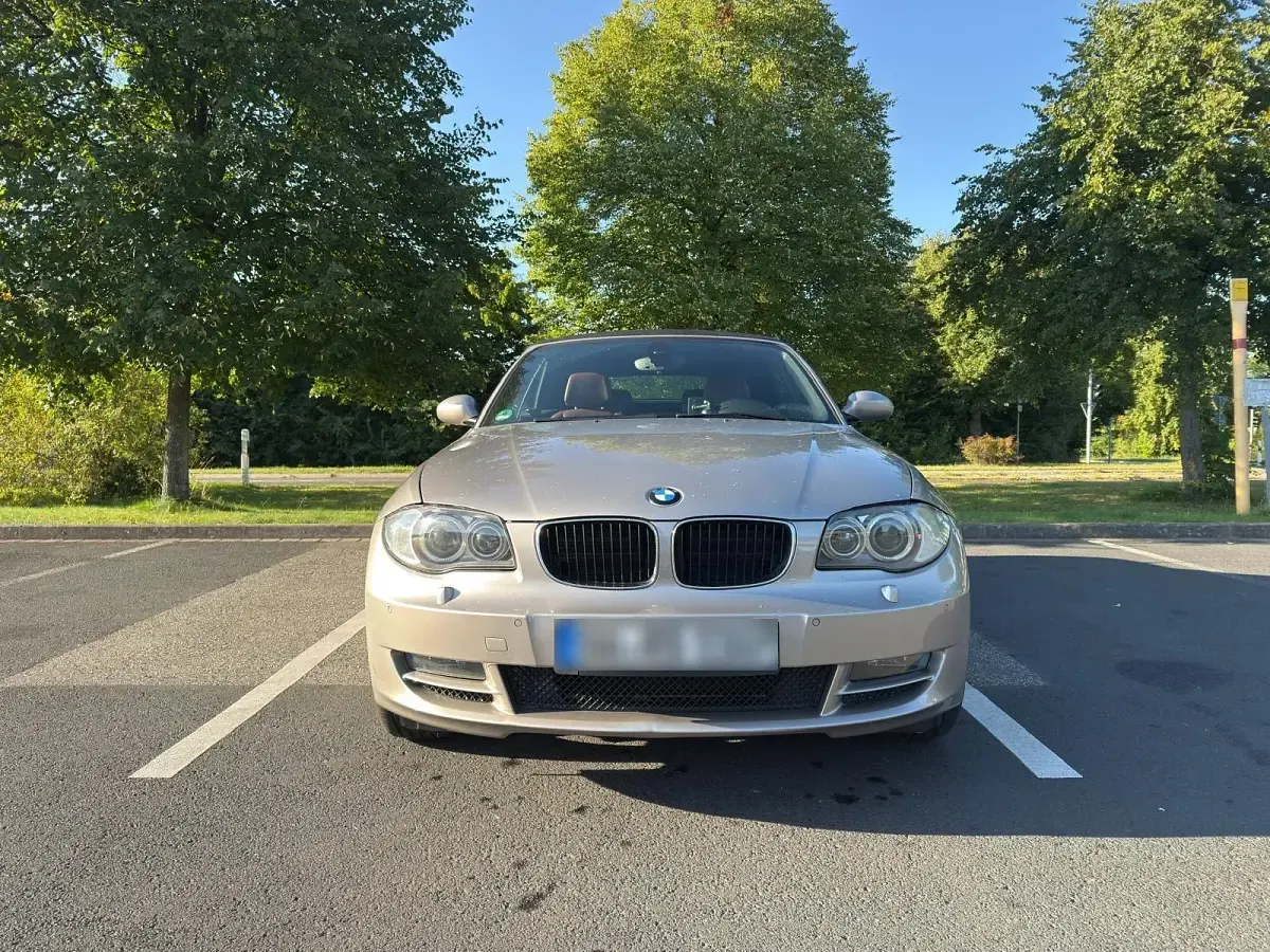 Gebraucht BMW 118 Cabriolet 143 PS (105 kW) 2008 Grau Cabrio