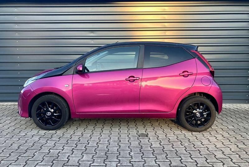 Gebraucht Toyota Aygo X-cite 72 PS (52 kW) 2018 Violet Kleinwagen