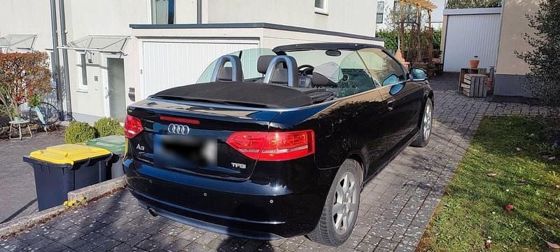 Gebraucht Audi A3 Cabriolet 105 PS (77 kW) 2011 Schwarz Cabrio