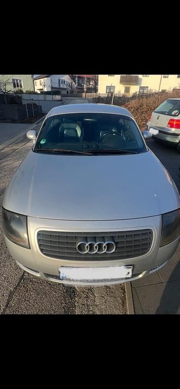 Gebraucht Audi TT 180 PS (132 kW) 2002 Silber Coupé