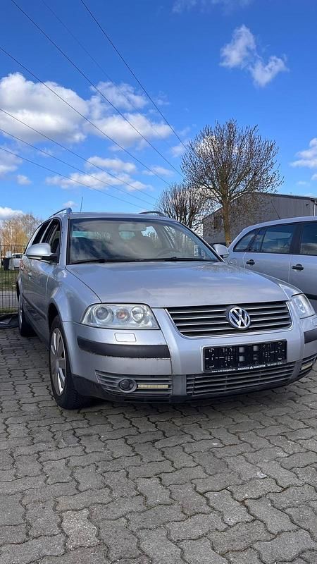 Gebraucht VW Passat 116 PS (85 kW) 2004 Silber Kombi