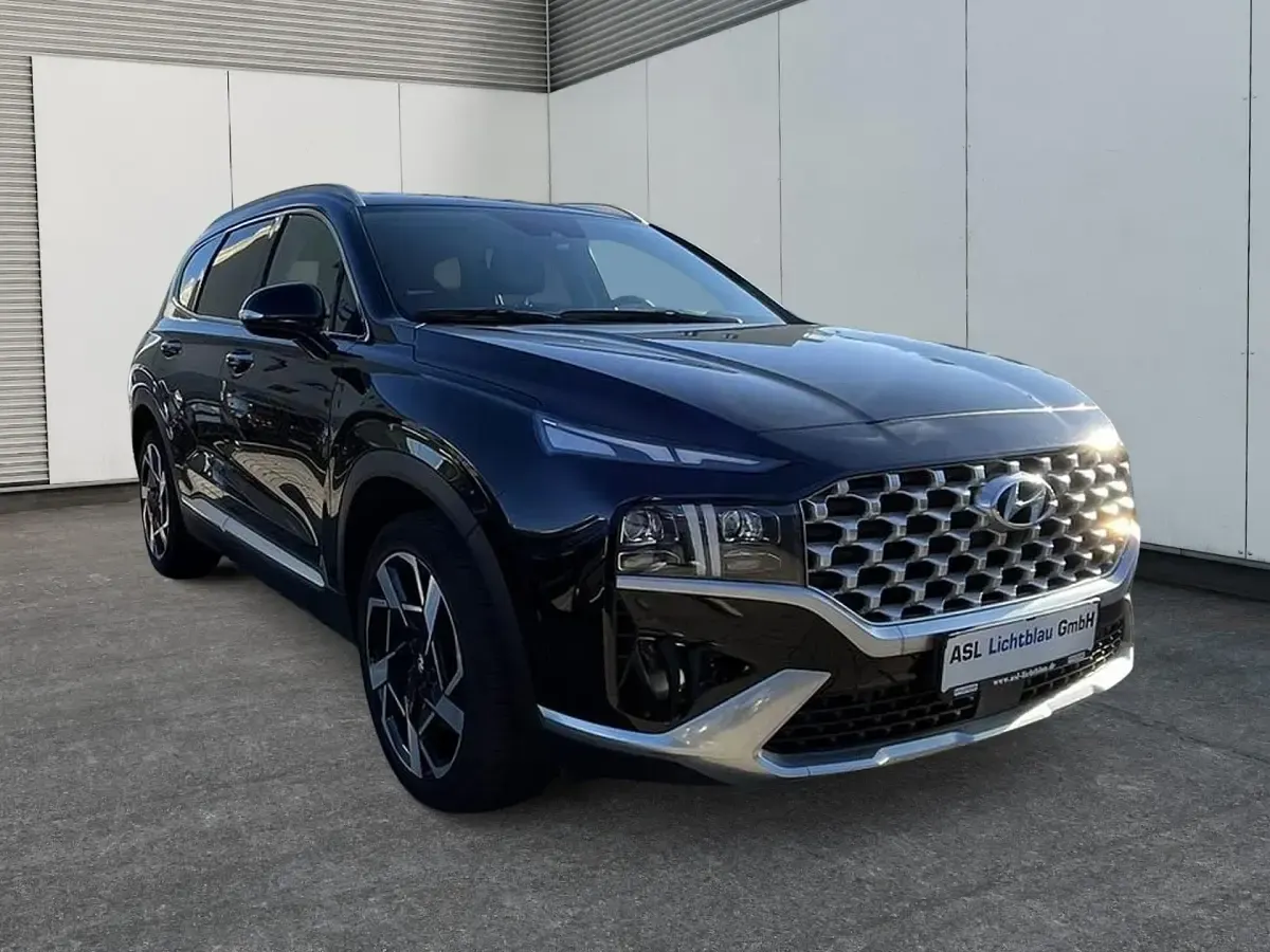 Gebraucht Hyundai Santa Fe Prime 202 PS (148 kW) 2023 Abyss black SUV
