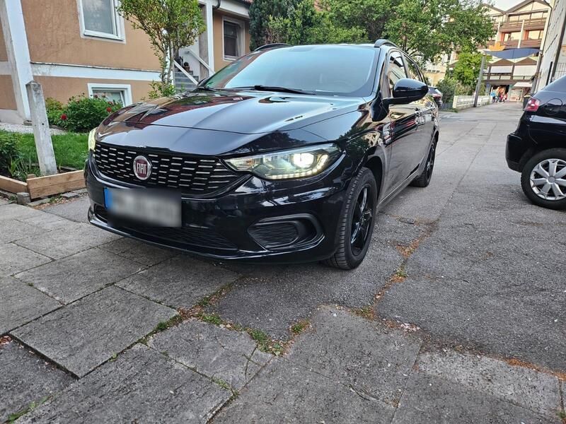 Schwarz Gebraucht 2019 Fiat Tipo Kombi | 11.350 € (Fairer Preis) - Bild 1/4