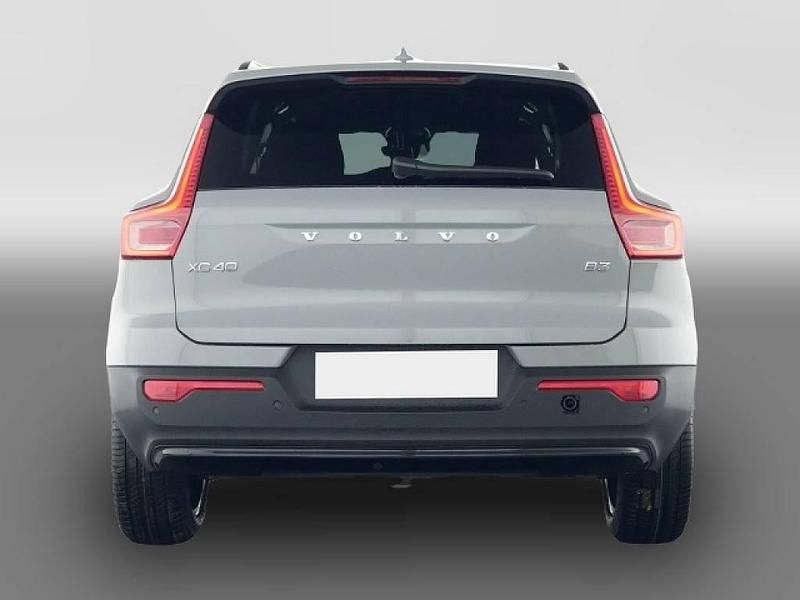 Gebraucht Volvo XC40 Plus 163 PS (119 kW) 2025 Grau SUV