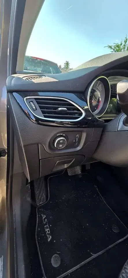 Gebraucht Opel Astra Innovation 150 PS (110 kW) 2017 Limousine