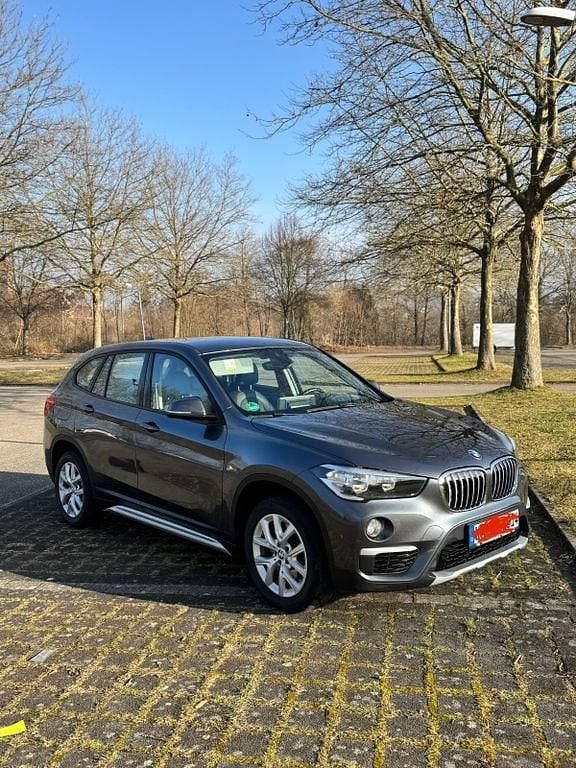 Gebraucht BMW X1 Advantage 192 PS (141 kW) 2016 Grau SUV