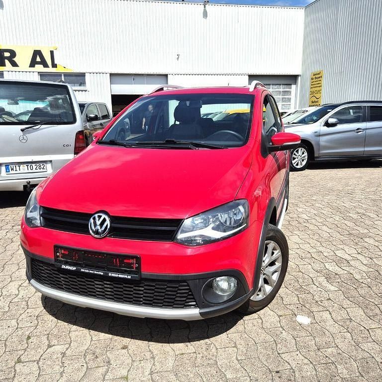 Second-hand VW Fox 101 CP (74 kW) 2013 Roșu Hatchback