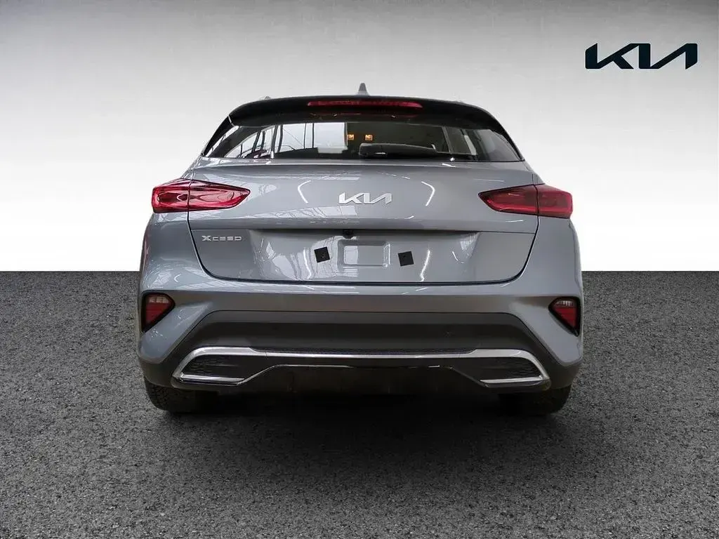 Gebraucht Kia XCeed Comfort 139 PS (102 kW) 2025 Grau SUV