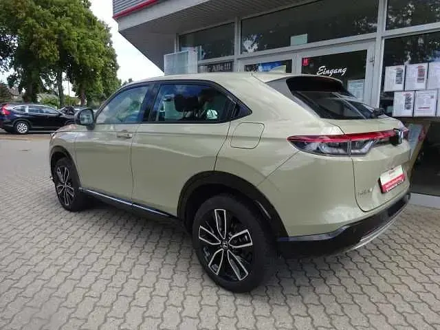 Gebraucht Honda HR-V Advance 107 PS (78 kW) 2024 Sand khaki SUV