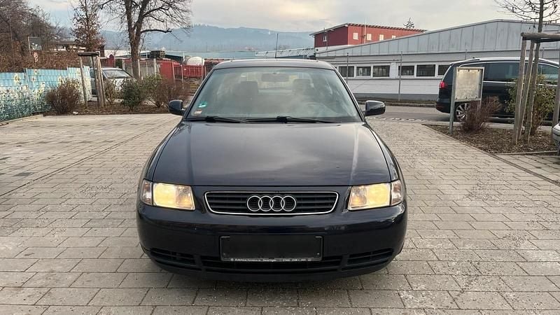 Blau Gebraucht 1998 Audi A3 Kleinwagen | 400 € (Superpreis) - Bild 1/4