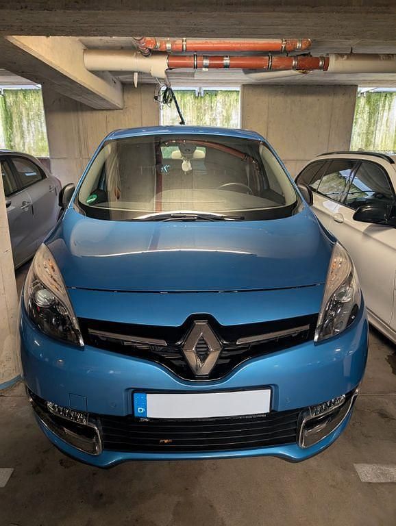 Blau Gebraucht 2014 Renault Scénic III Bose Edition Van / Kleinbus | 5.000 € (Guter Preis) - Bild 1/4
