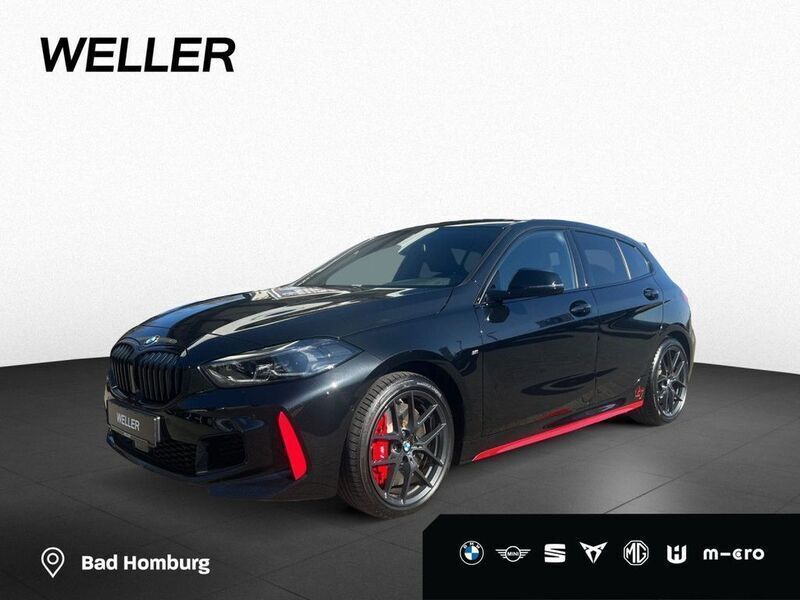 Black sapphire (schwarz) Gebraucht 2024 BMW 128 M Sport Limousine | 34.470 € (Fairer Preis) - Bild 1/4