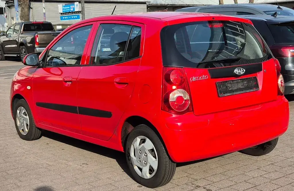Używany Kia Picanto 63 KM (46 kW) 2011 Czerwony Hatchback