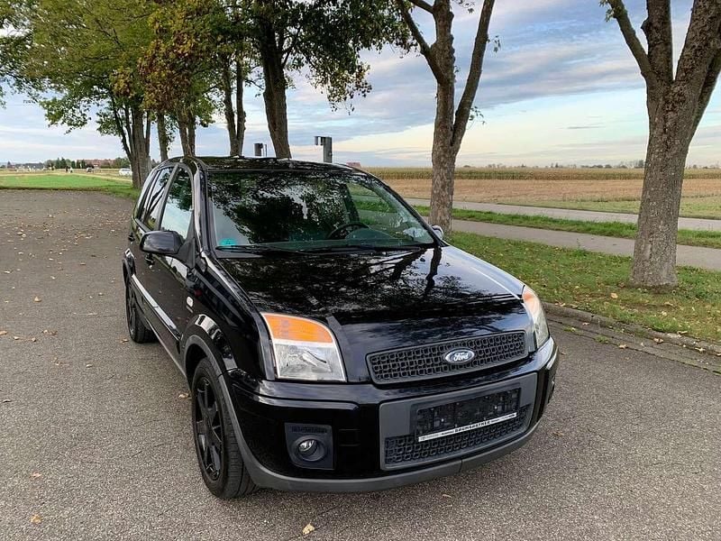 Pantherschwarz metallic Gebraucht 2010 Ford Fusion Kleinwagen | 1.450 € (Guter Preis) - Bild 1/4