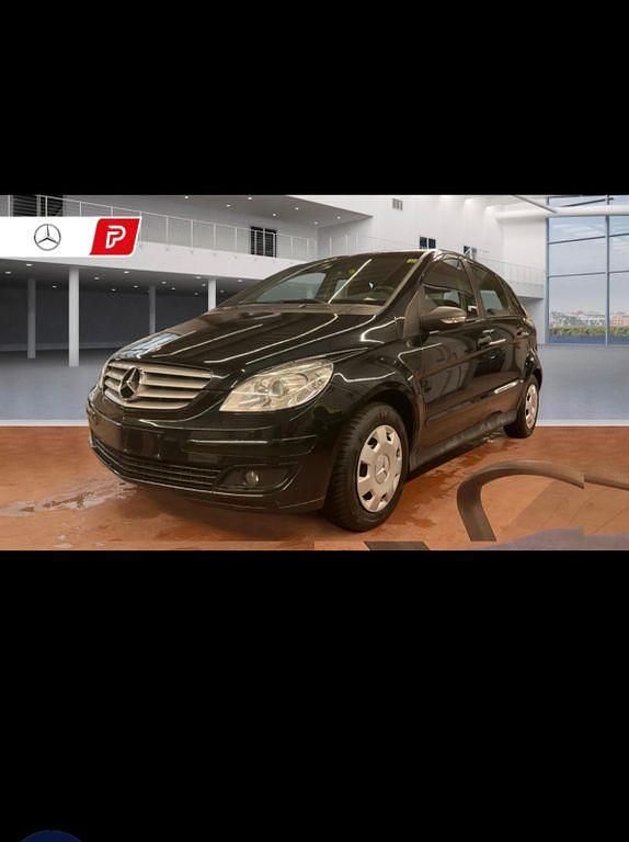 Gebraucht Mercedes B170 116 PS (85 kW) 2008 Schwarz Van / Kleinbus