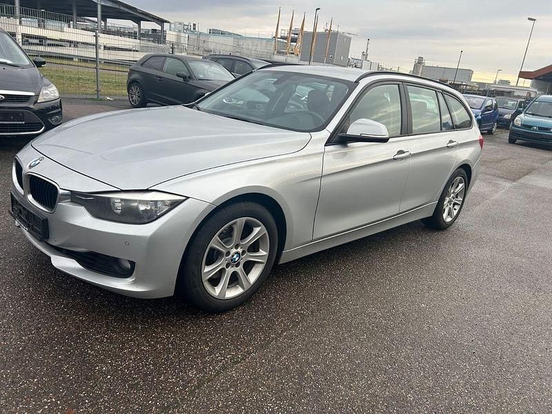 Gebraucht BMW 325 218 PS (160 kW) 2014 Silber Kombi