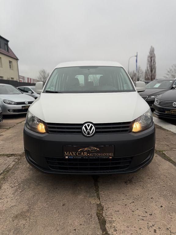 Weiß Gebraucht 2012 VW Caddy Trendline Van / Kleinbus | 8.000 € (Fairer Preis) - Bild 1/4