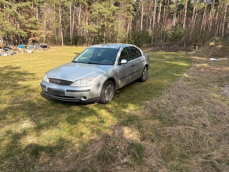 Gebraucht Ford Mondeo 110 PS (80 kW) 2001 Grau Limousine