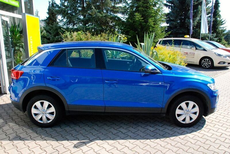 Blau Gebraucht 2018 VW T-Roc SUV | 15.250 € (Guter Preis) - Bild 1/4
