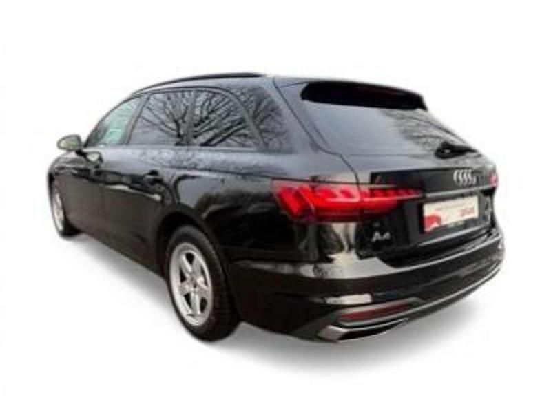 Gebraucht Audi A4 Ambiente 150 PS (110 kW) 2020 Mythosschwarz metallic Kombi