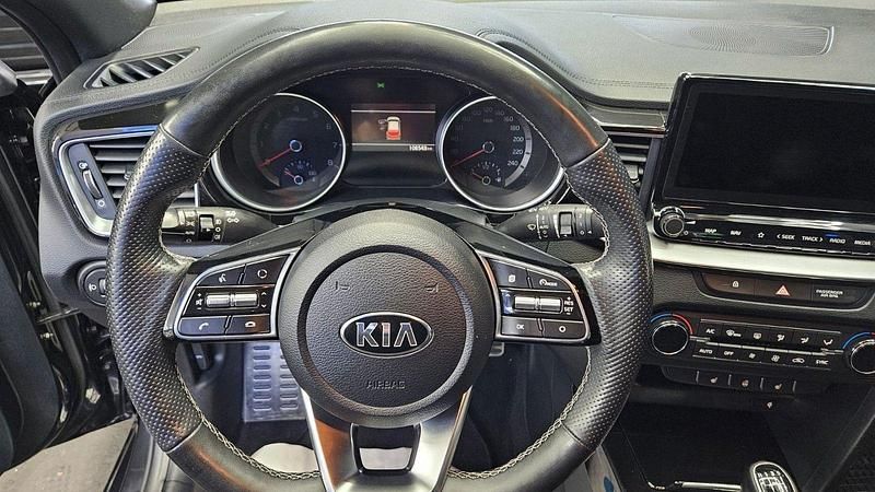 Gebraucht Kia Ceed Sportswagon GT-Line 140 PS (102 kW) 2020 Schwarz Kombi