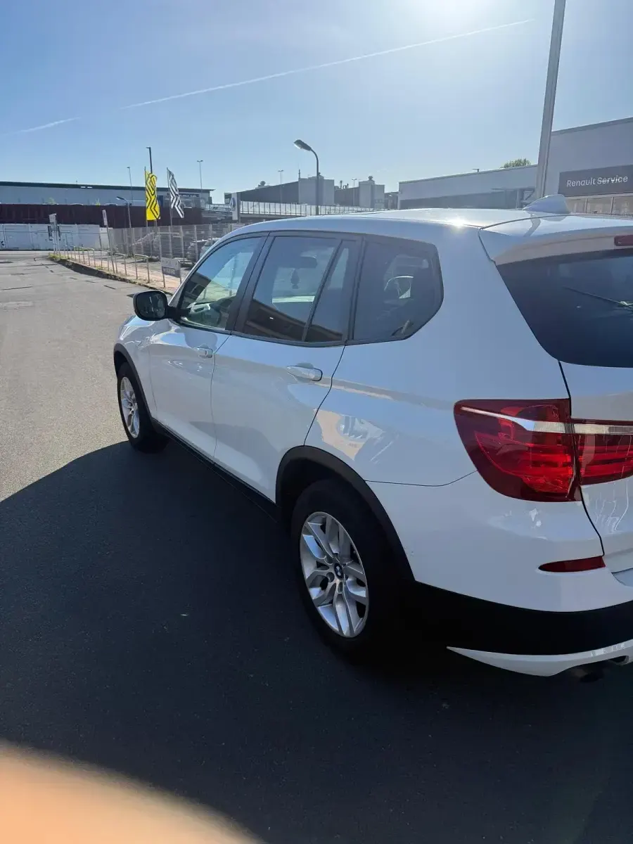 Gebraucht BMW X3 184 PS (135 kW) 2012 Weiß SUV