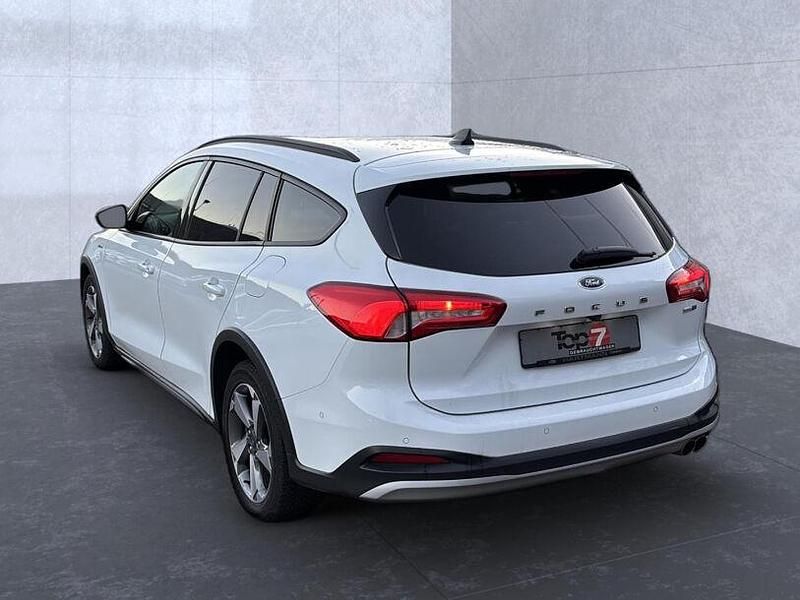 Gebraucht Ford Focus Active 155 PS (114 kW) 2021 Weiß Kombi