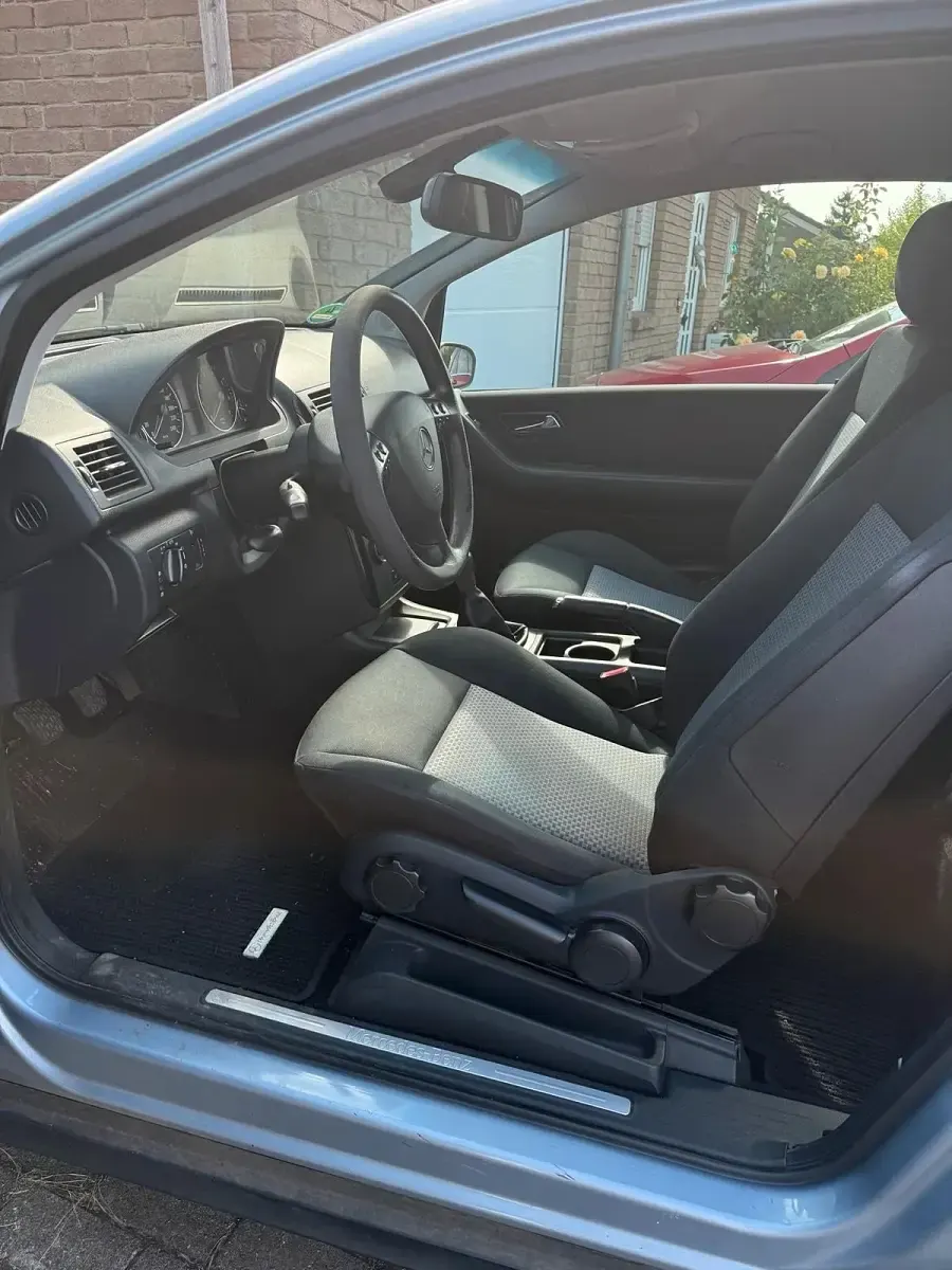 Gebraucht Mercedes A170 85 PS (62 kW) 2008 Andere farben Limousine