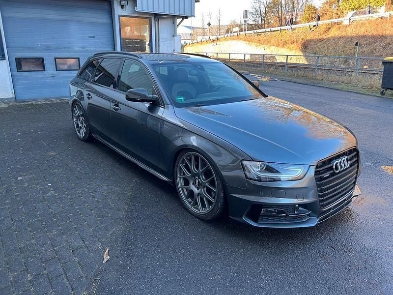 Gebraucht Audi A4 S-Line 245 PS (180 kW) 2015 Grau Limousine