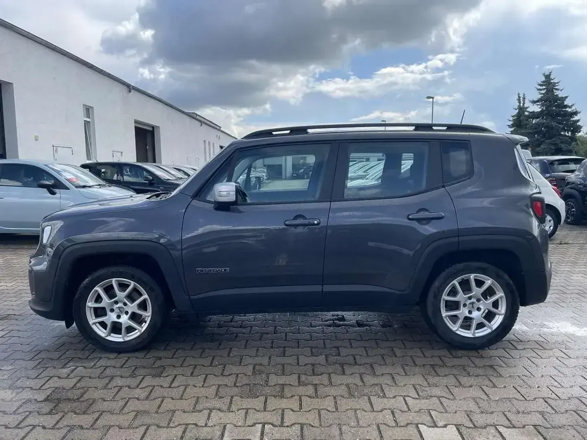 Gebraucht Jeep Renegade Limited 131 PS (96 kW) 2023 Grau SUV