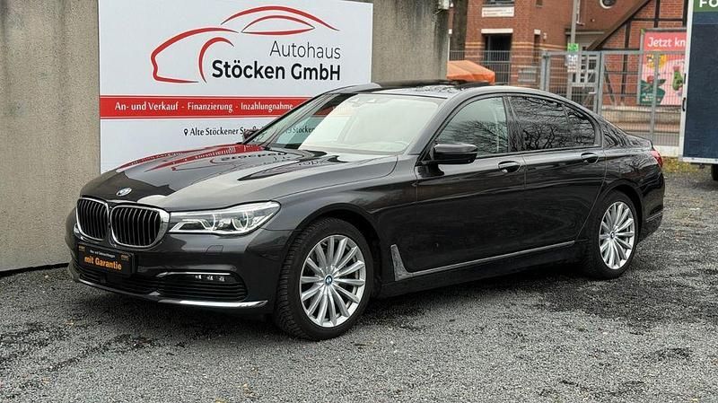 Gebraucht BMW 740 Performance 320 PS (235 kW) 2018 Grau Limousine