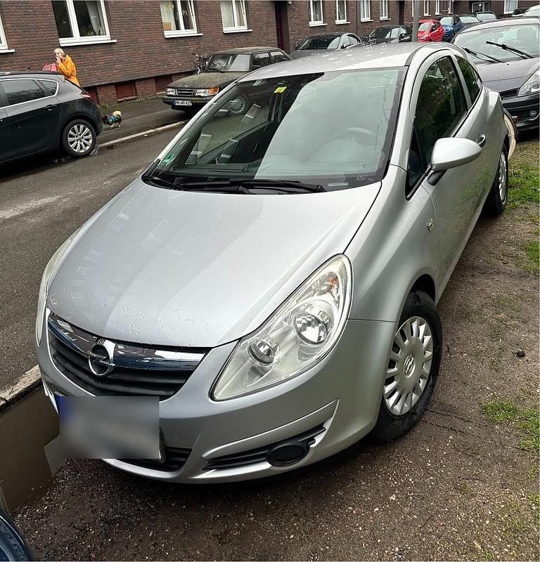 Silber Gebraucht 2010 Opel Corsa Kleinwagen | 1.800 € (Guter Preis) - Bild 1/4