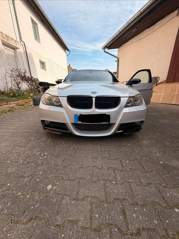 Gebraucht BMW 320 M Performance 177 PS (130 kW) 2008 Silber Kombi