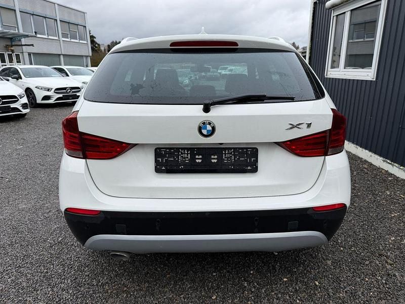 Gebraucht BMW X1 Shadowline 177 PS (130 kW) 2011 Weiß SUV
