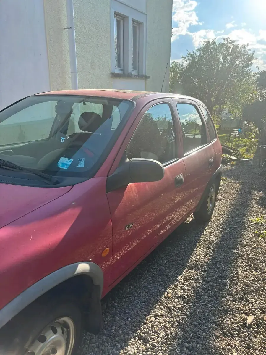 Gebraucht Opel Corsa 55 PS (40 kW) 1998 Rot Kleinwagen