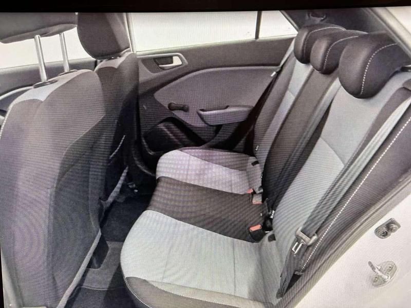 Gebraucht Hyundai i20 Classic 84 PS (61 kW) 2017 Limousine