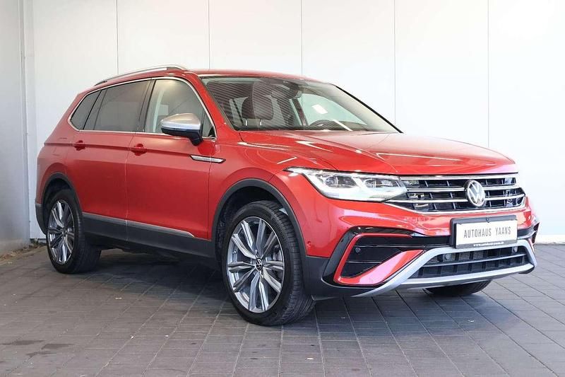Gebraucht VW Tiguan Allspace 245 PS (180 kW) 2023 Kings red metallic SUV