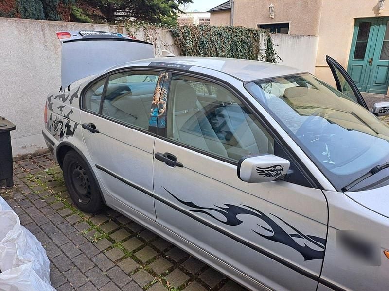 Gebraucht BMW 316 116 PS (85 kW) 2003 Silber Limousine