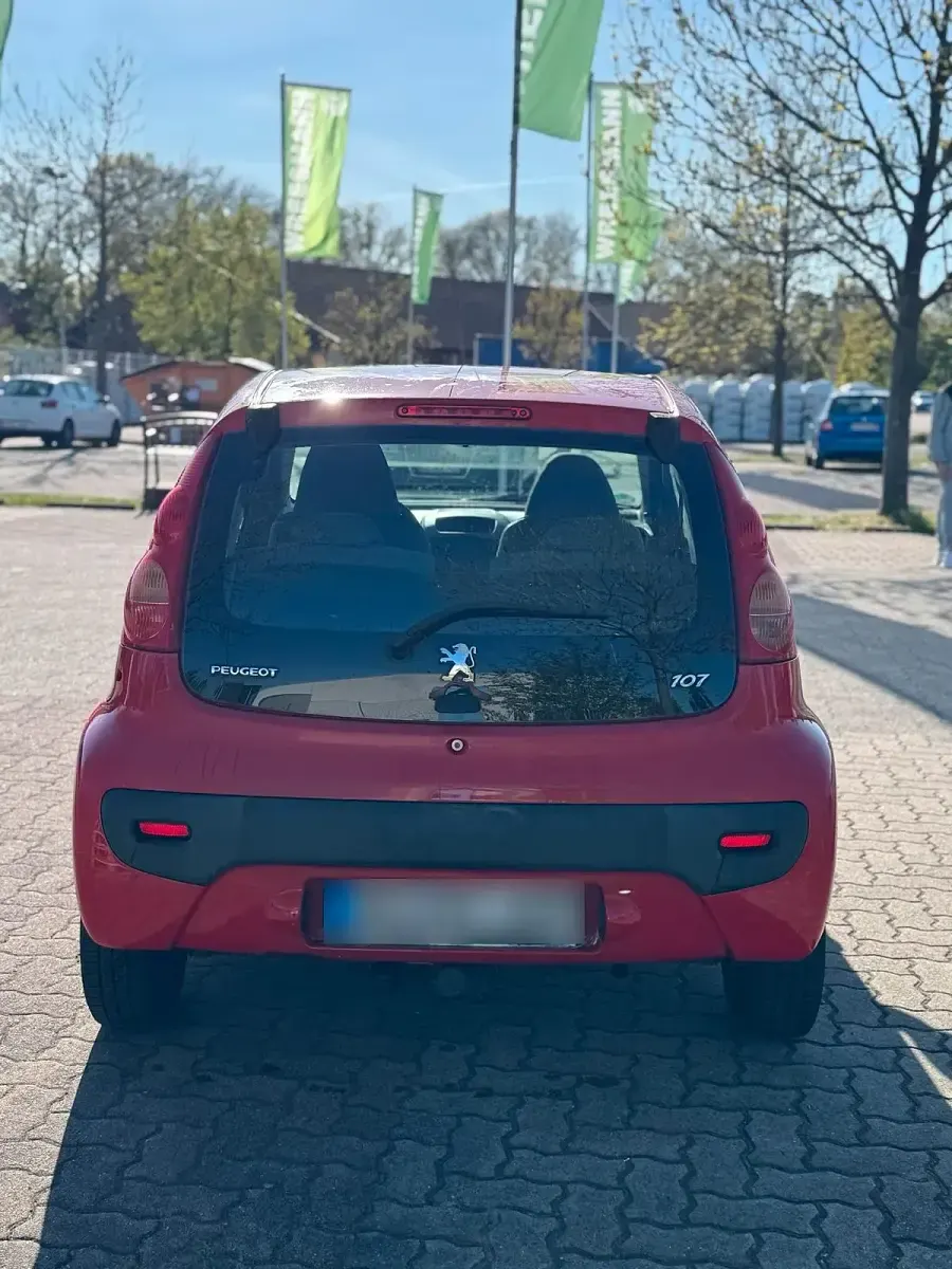Usata Peugeot 107 2010 Rosso Utilitaria