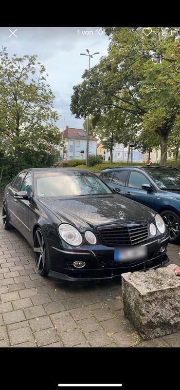 Schwarz Gebraucht 2009 Mercedes E300 Avantgarde Limousine | 8.500 € (Guter Preis) - Bild 1/4