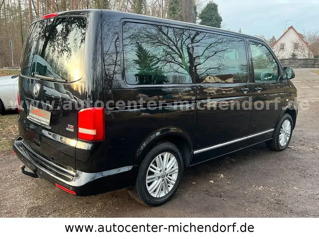 Gebraucht VW Multivan Highline 179 PS (131 kW) 2015 Schwarz Van / Kleinbus