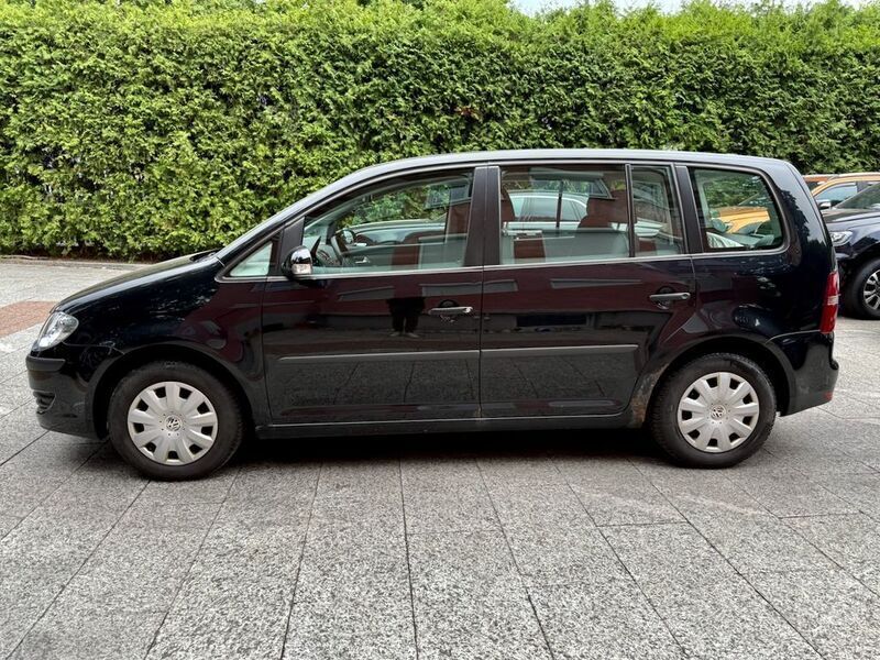 Schwarz Gebraucht 2007 VW Touran Conceptline Van / Kleinbus | 2.980 € (Guter Preis) - Bild 1/4