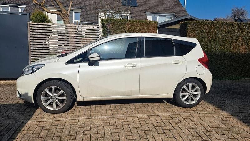 Gebraucht Nissan Note Tekna 80 PS (58 kW) 2016 Weiß Kleinwagen